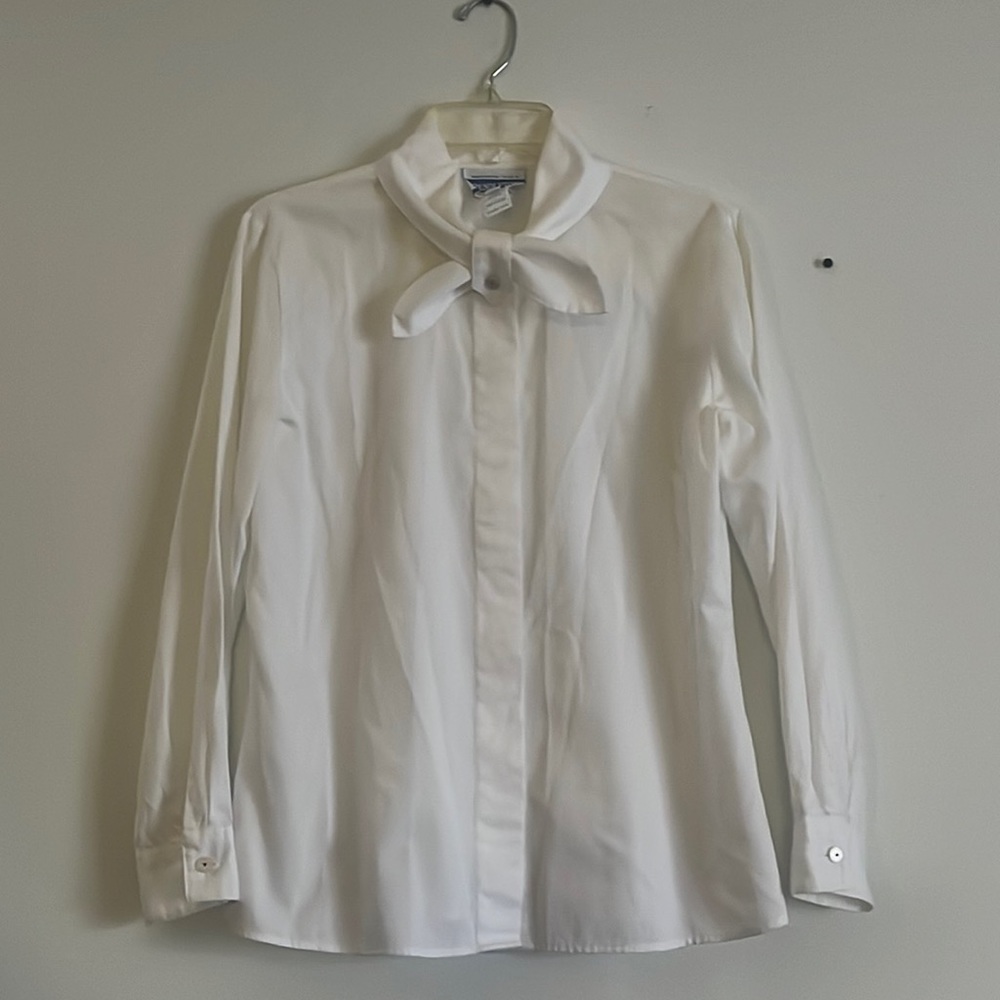 Pendleton petite shirt with unique collar